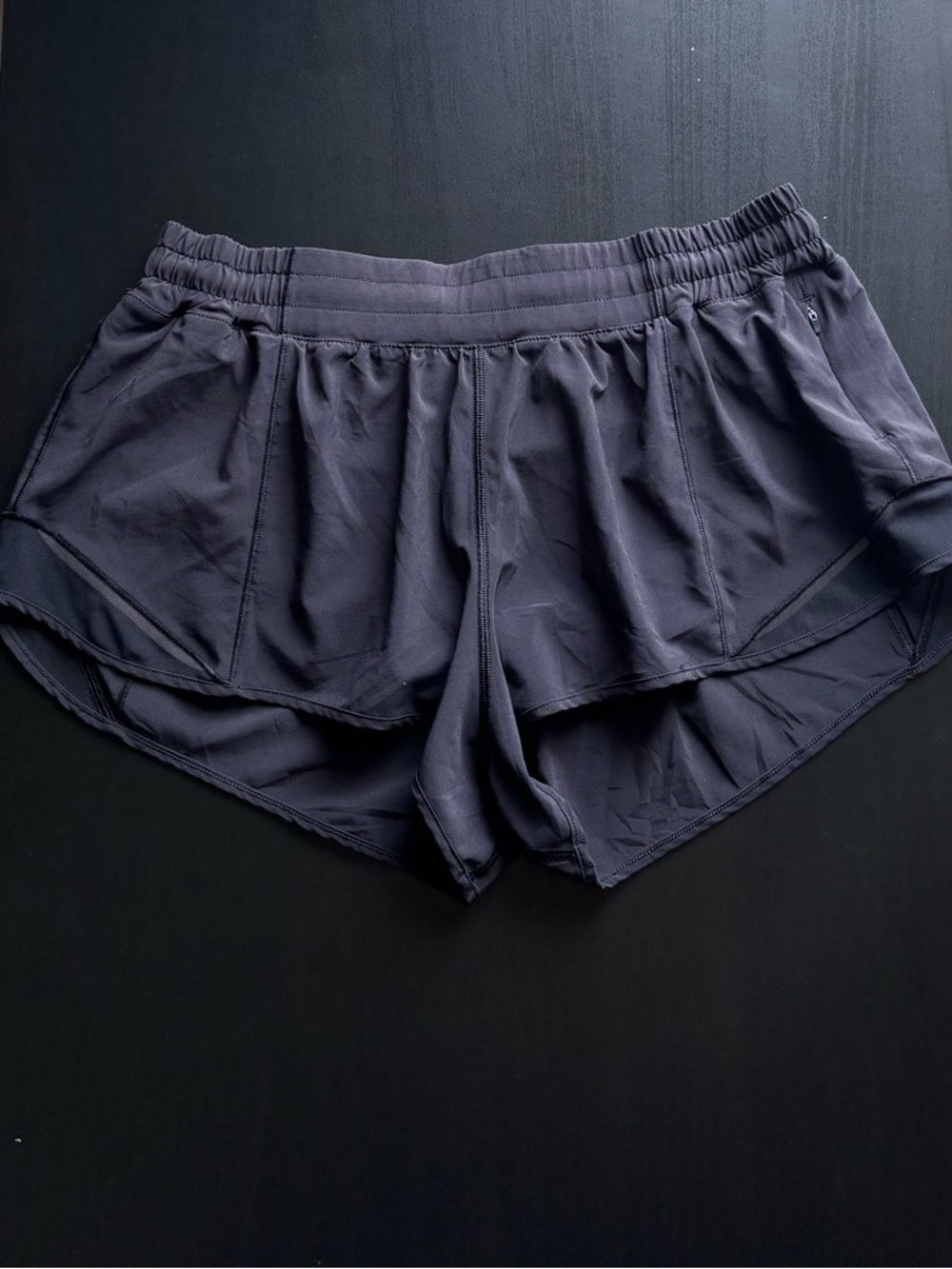 Lululemon Hotty Hot Short II 2.5” in Black